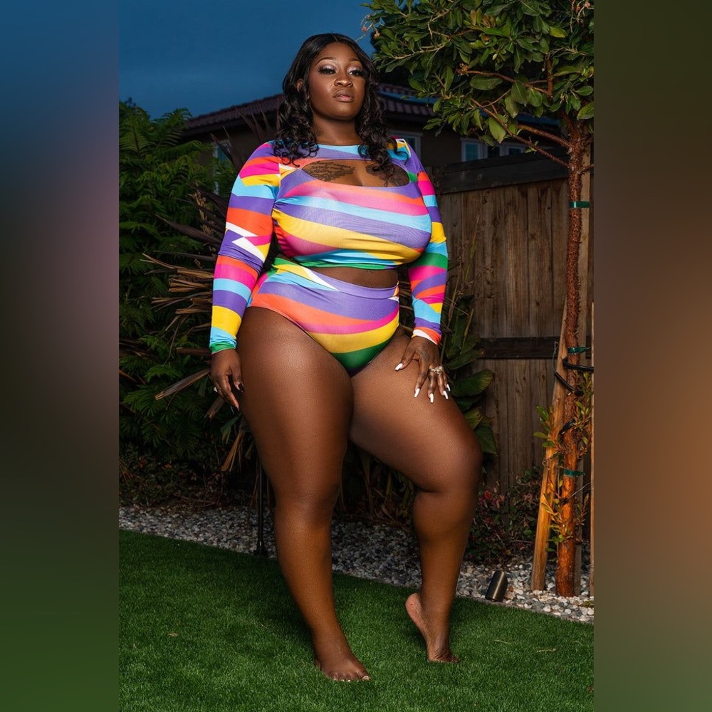 Women Colorful Striped Long Sleeve Crop Cutout Two-Piece Bikini Swimsuit Set 2XL